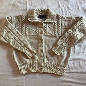 LizSport  Size Small Oatmeal Cotton Cabled Cardigan Sweater